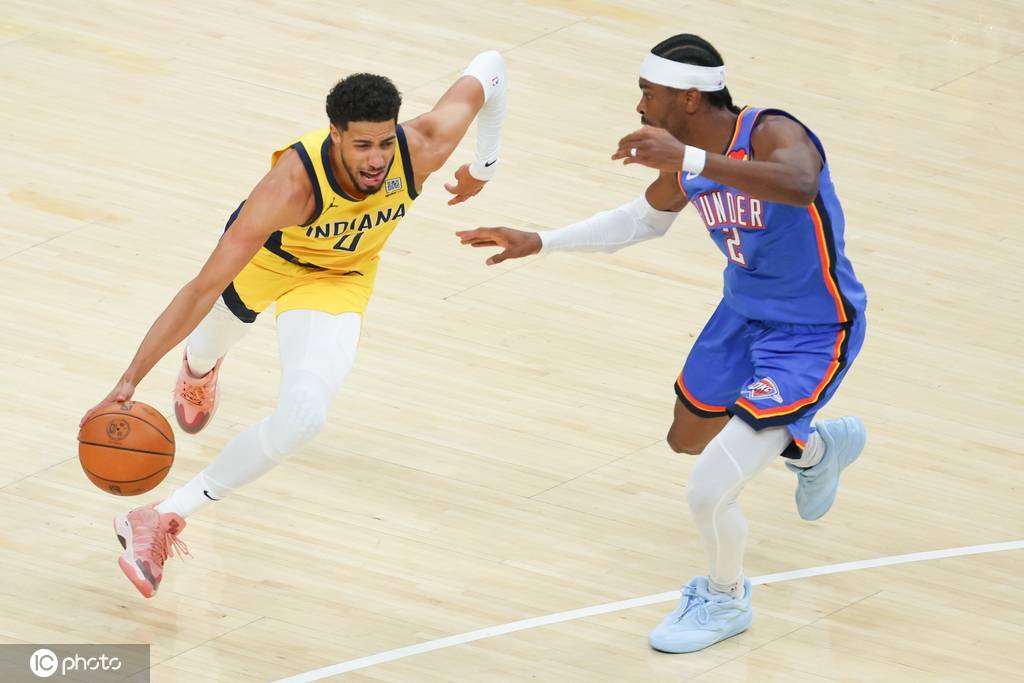 NBA-哈里伯顿右小腿拉伤将核磁检查G6出战成疑